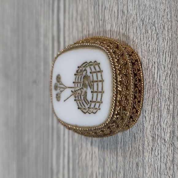 Engraved Unicorn, Toujours Moi Creme Perfume Case - Picture 2 of 7